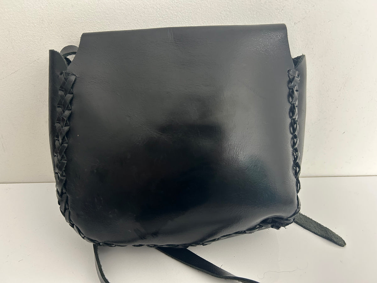 Modern TOPSHOP Black Real Leather Adjustable Strap Shoulder Or Cross Body Saddle Bag