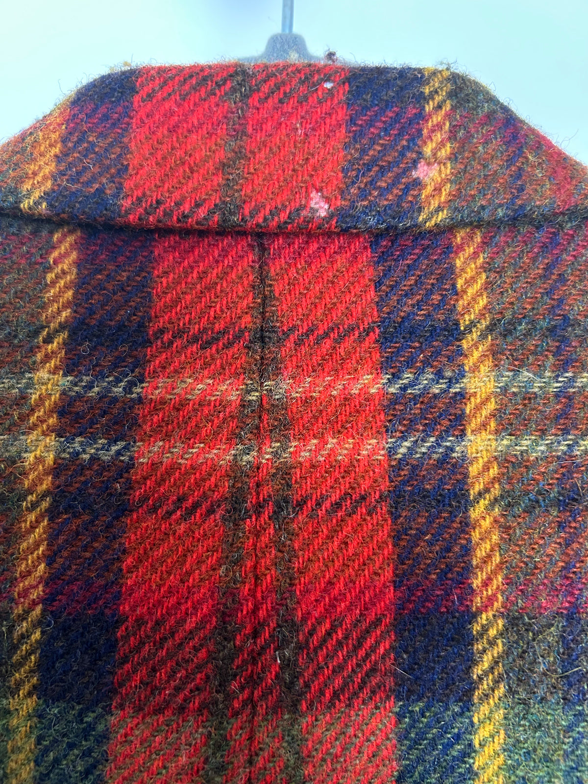 Vintage DAKS SIGANTURE Size 14-16 Red Green & Yellow Tartan Check Wool Blazer Jacket With Elbow Patches