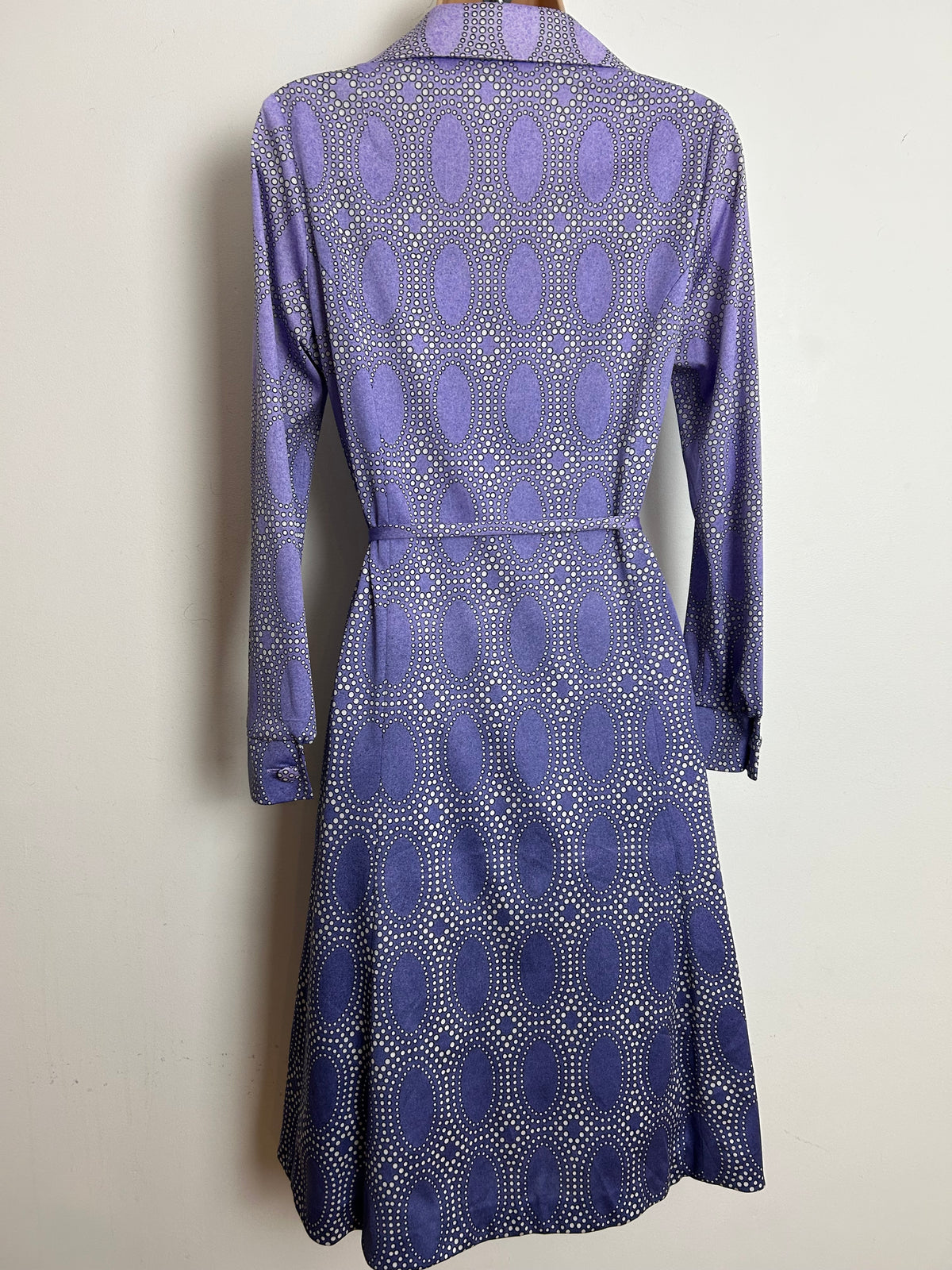 Vintage 1970s FRANKENWALDER Size 12 Lilac & White Spot Circle Print Dagger Collar Belted Day Dress