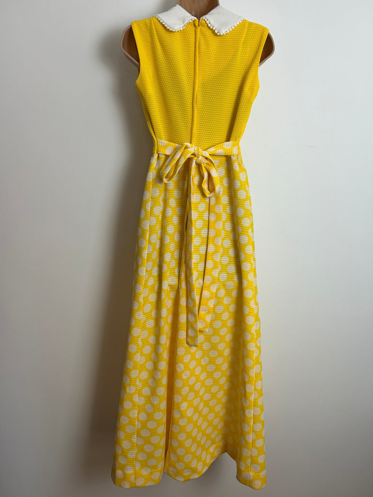 Vintage 197s UK Size 8-10 Canary Yellow & White Polka Dot Spotty Wide Collared Maxi Dress