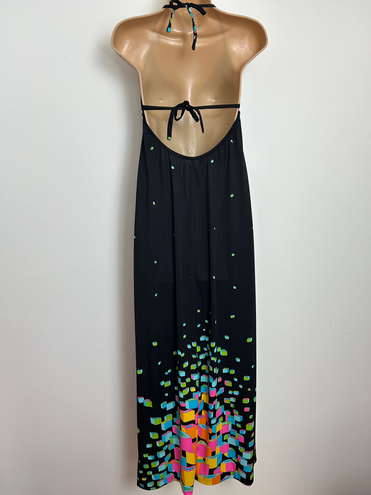 Vintage 1970s Size 8-10 Black & Mulitcolour Geometeric Square Print Halterneck Open Tie Back Maxi Dress