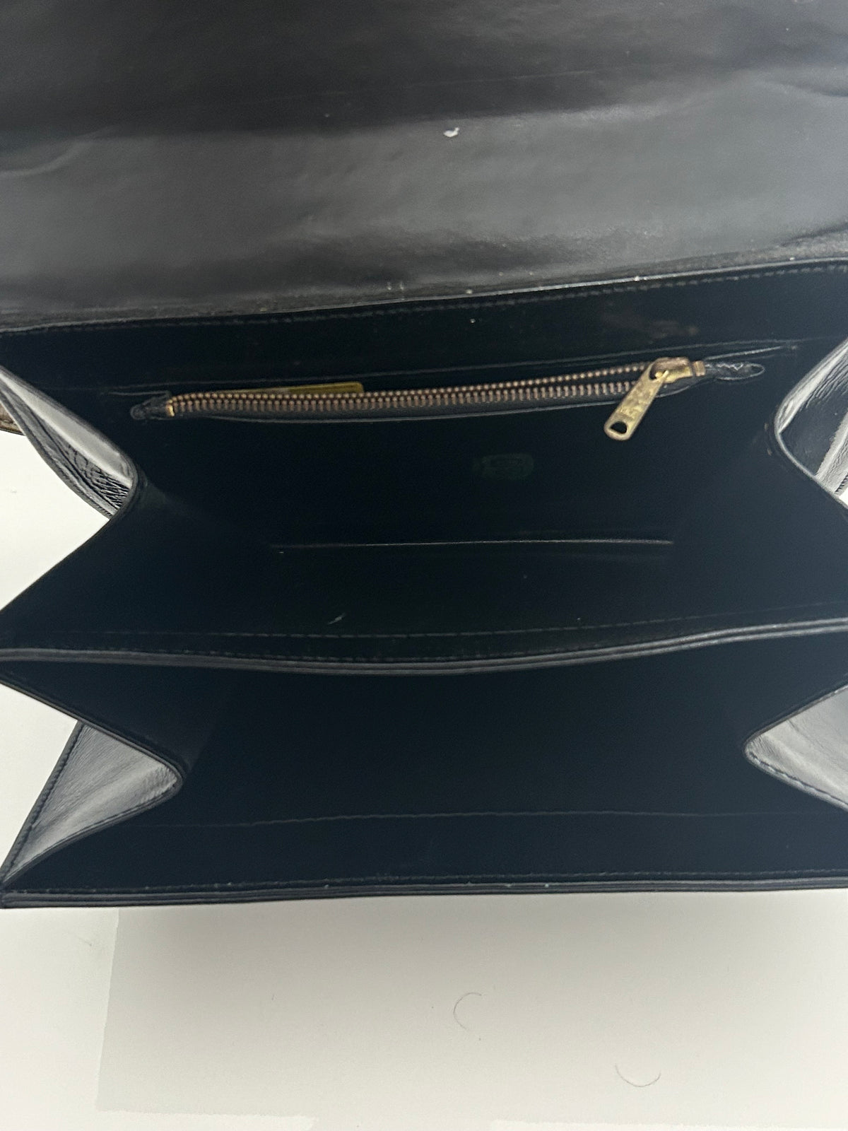 Vintage Late 1960s Early 1970s Black & Olive Green Contrast Patent Mod Handbag