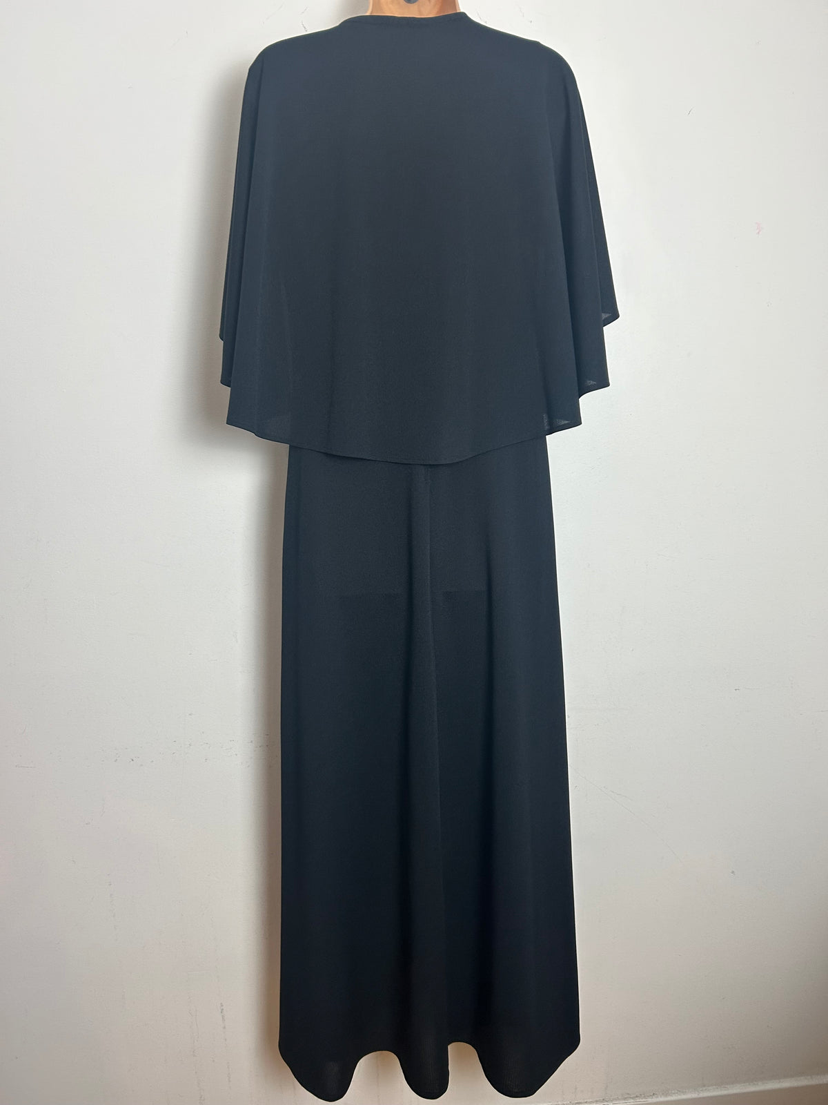 Vintage 1970s Size 12 Black Capelet Cape Sleeve Tie Neck Boho Maxi Dress