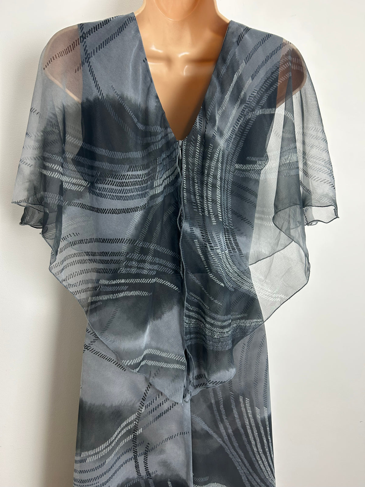 Vintage 1970s Size 10-12 Grey Tones Chiffon Polyester Cape Sleeve Boho Maxi Dress