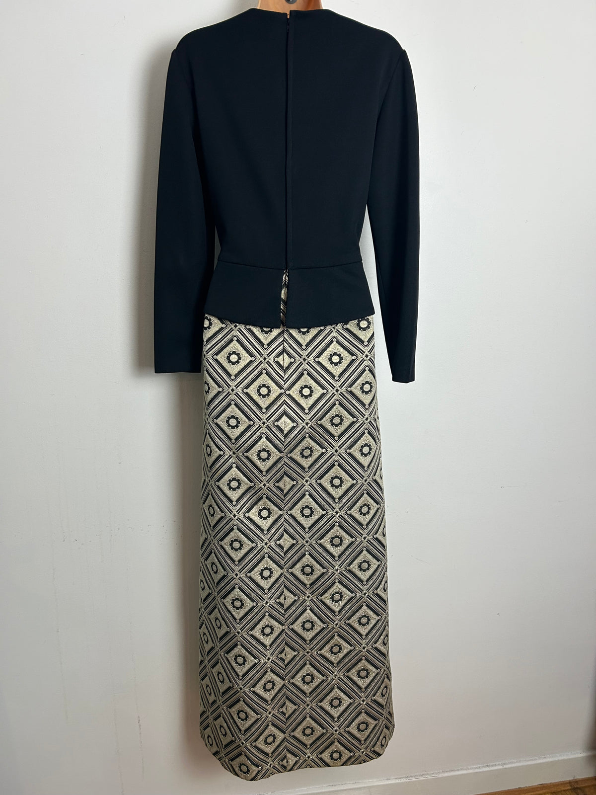 Vintage 1960s CARNEIGIE OF LONDON Size 12 Black & Metallic Gold Peplum Occasion Evening Maxi Dress
