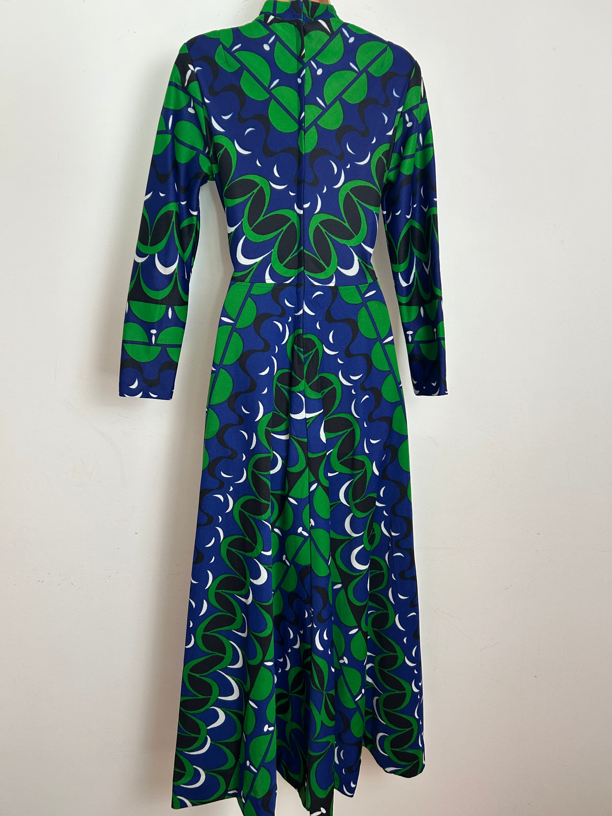 Vintage 1970s Size 10 Navy Blue Green & Black Abstract Print Long Sleeve Maxi Dress