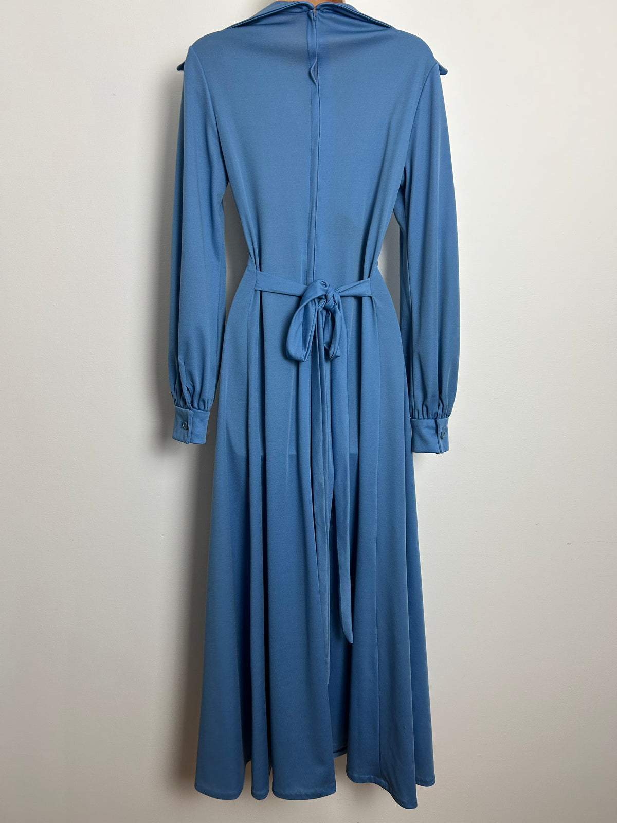 Vintage 1970s LEYGIL OF LONDON Size 8 Powder Blue Dagger Collar Embellished Waist Occasion Dress