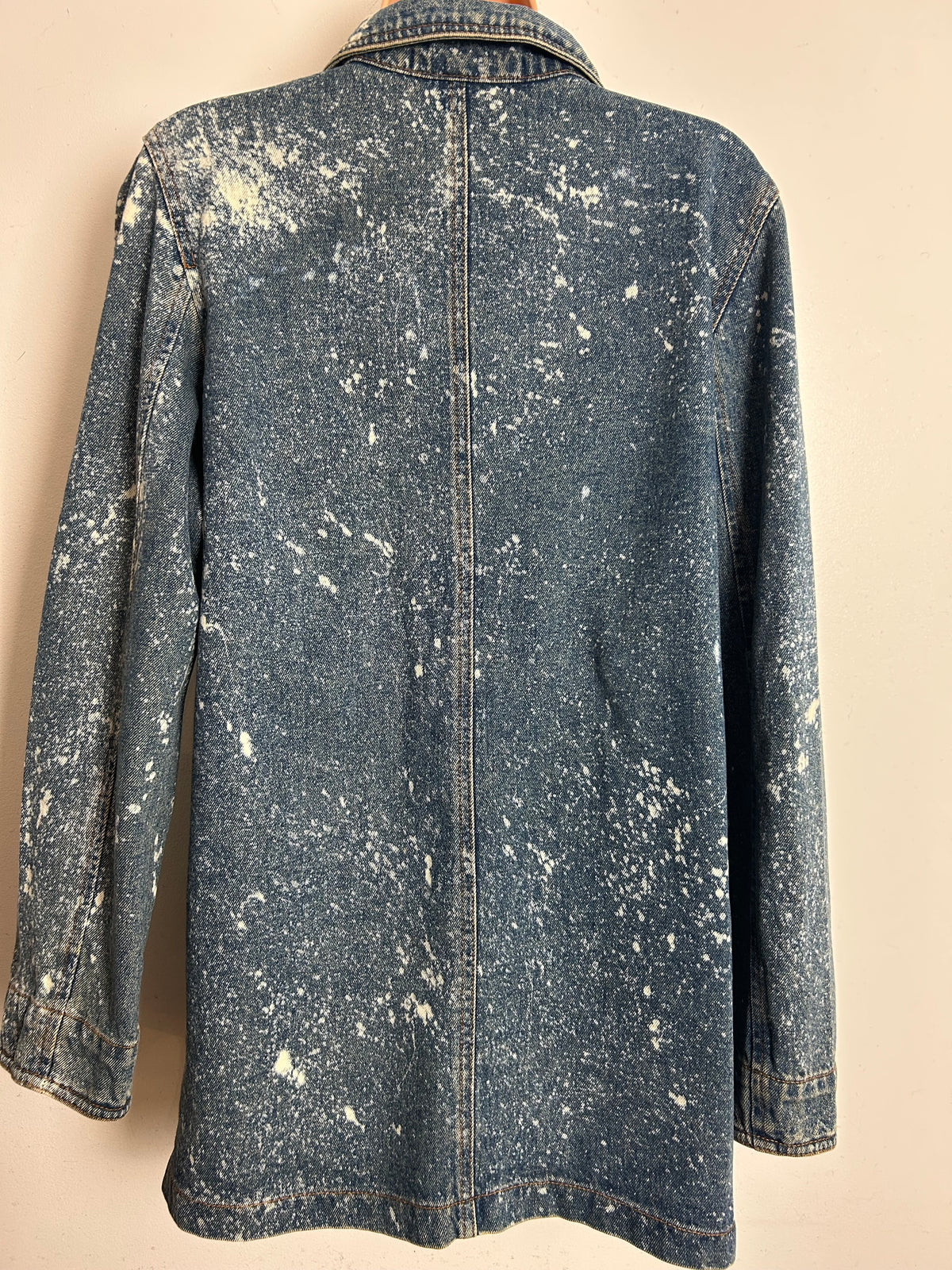 Vintage 1990s HARVE BERNARD Size 12-14 Splatter Pattern Blazer Style Denim Jacket