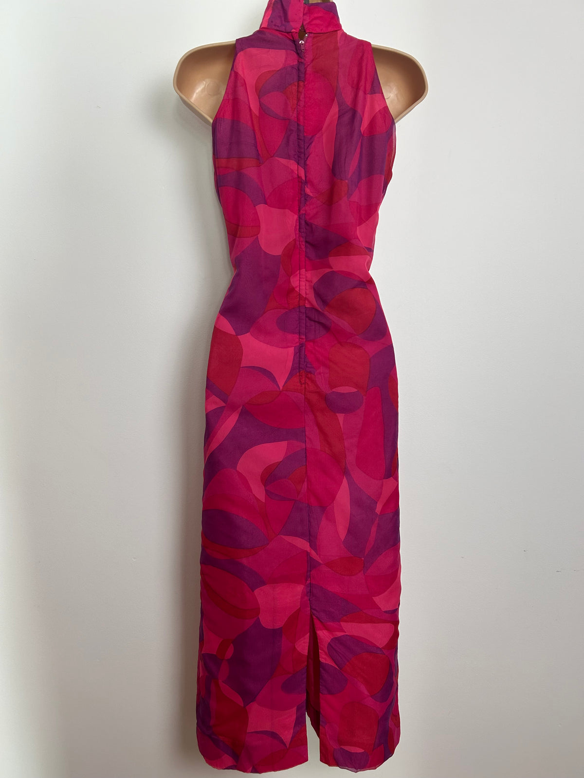 Vintage 1970s Size 10 Pink Tones Abstract Geo Print Sleeveless Midi Occasion Dress