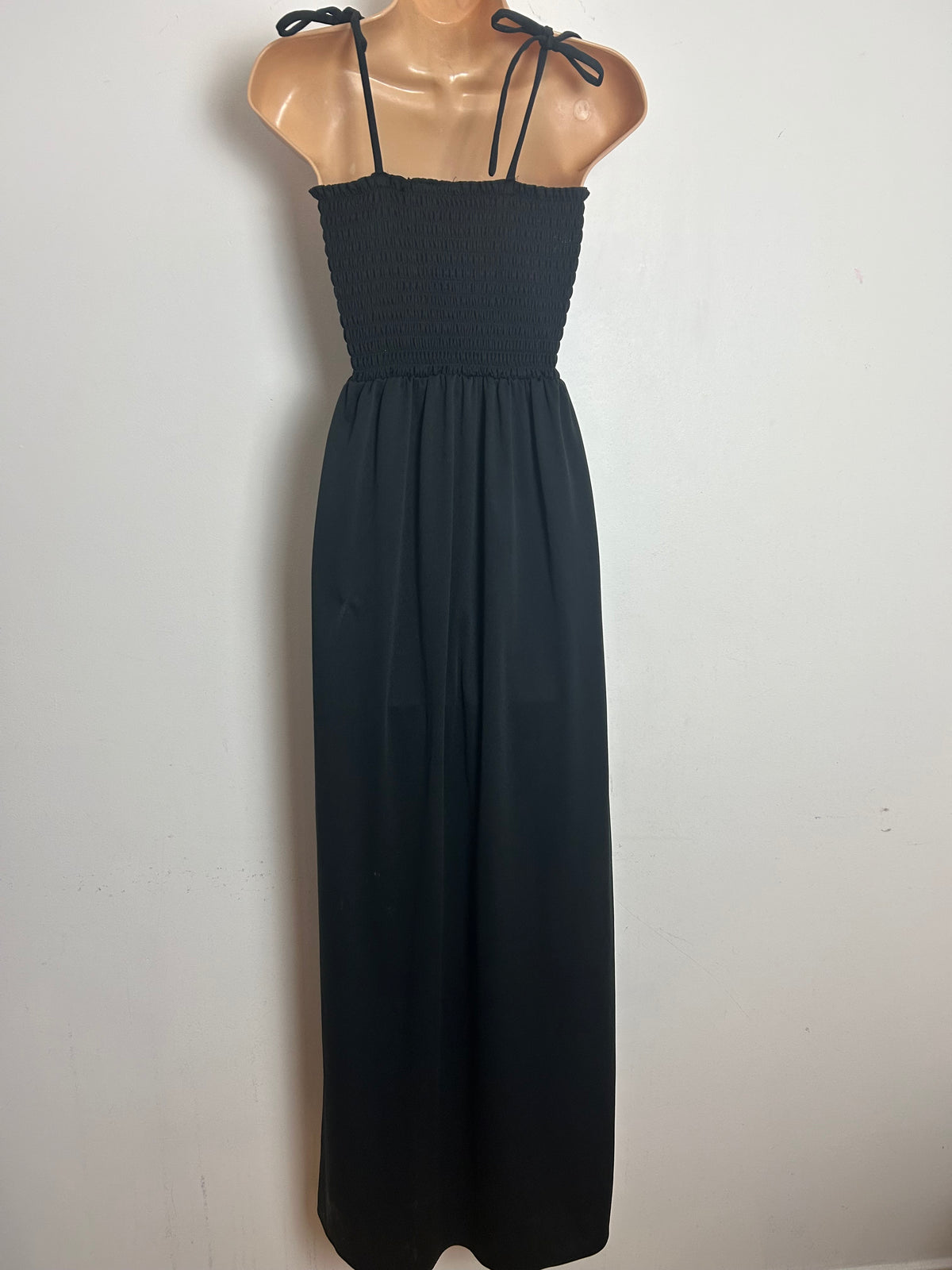 Vintage 1970s Size 10-12 Black Tie Shoulder Shirred Bodice Gold Glitter Bow Detail Maxi Dress