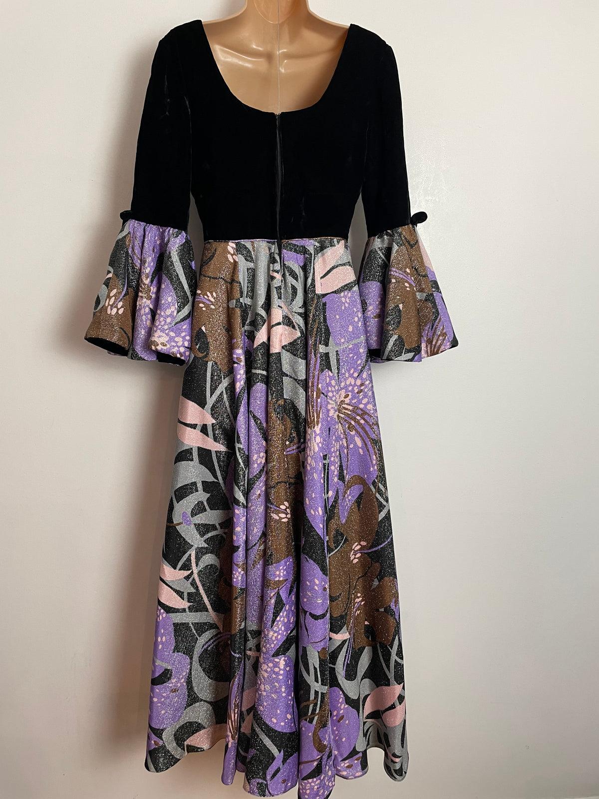 Vintage 1970s UK Size 6-8 Stunning Black & Pink Tones Abstract Print Velvet & Lurex Occasion Evening Maxi Dress