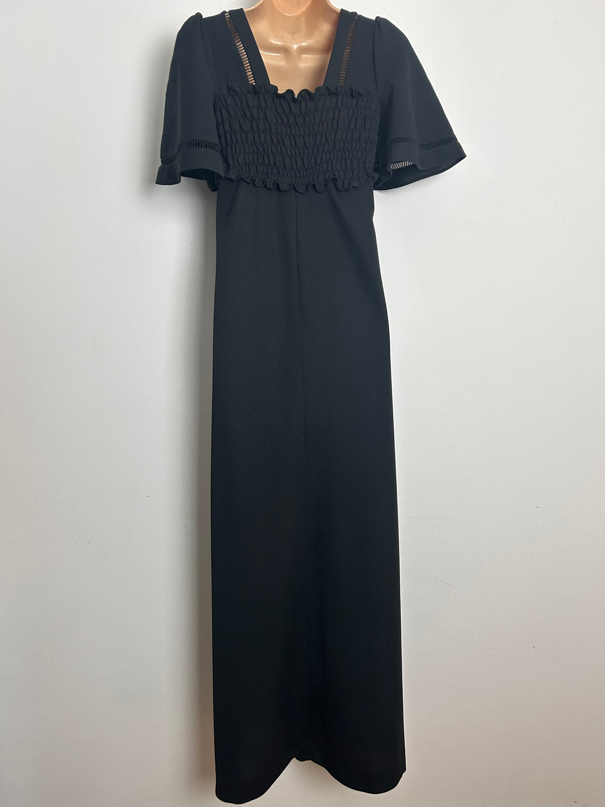 Vintage 1970s Size 10-12 Black Shirred Bodice Ladder Lace Detail Maxi Dress