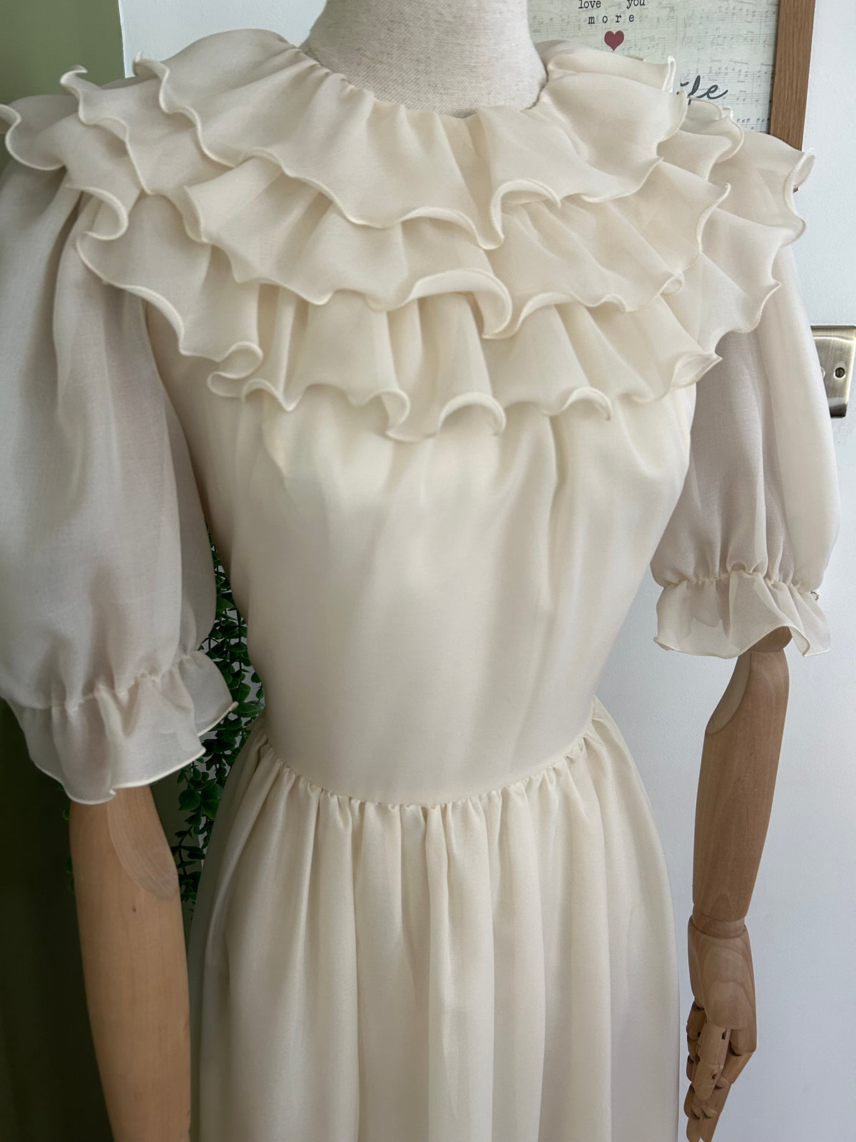 Vintage 1970s LINA C Size 10 Cream Ruffle Layer Boho Prairie Bridal Inspired Summer Maxi Dress