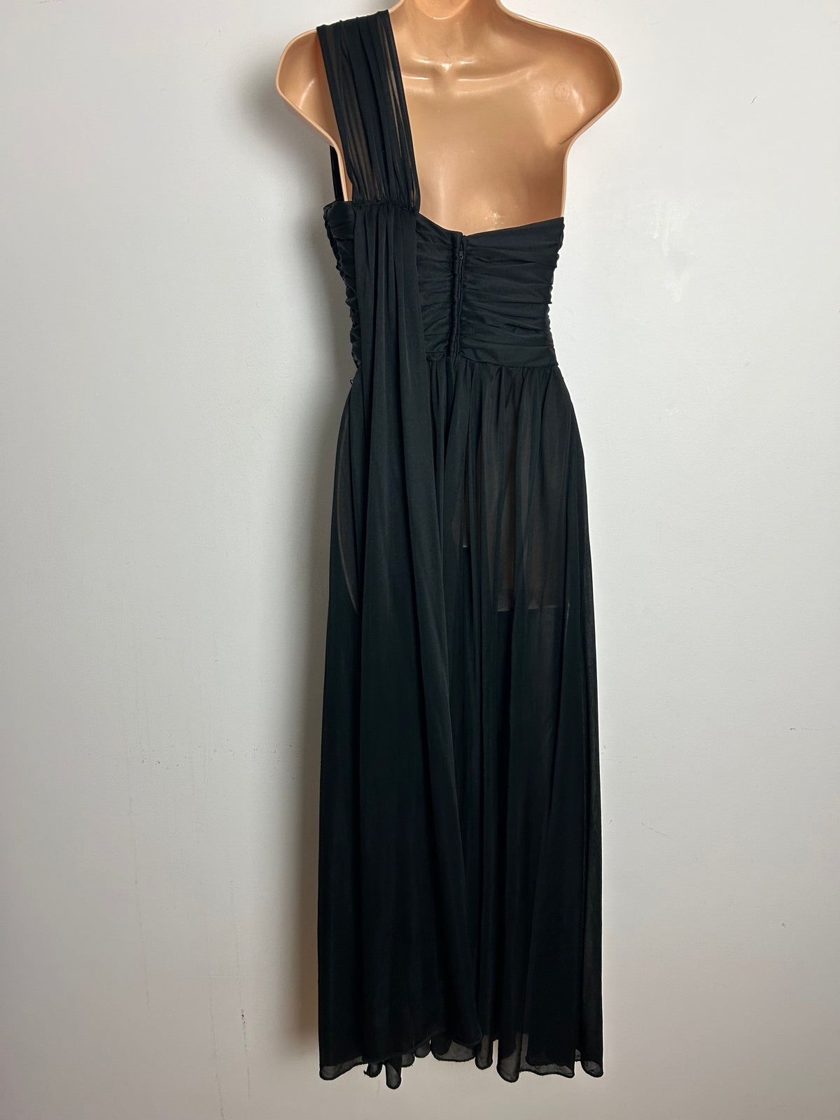 Vintage 1970s JOHN CHARLES Size 8 Black One Shoulder Draped Evening Occasion Maxi Dress