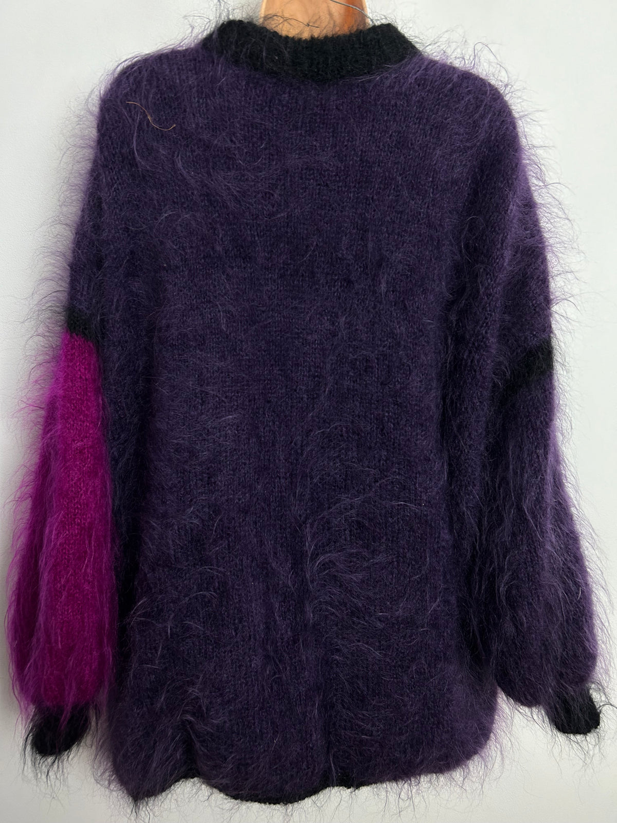 Vintage 1980s HILKE STAHL One Size Very Slouchy Purple Black & Dark Pink Mohair & Wool Long Sleeve Cardigan