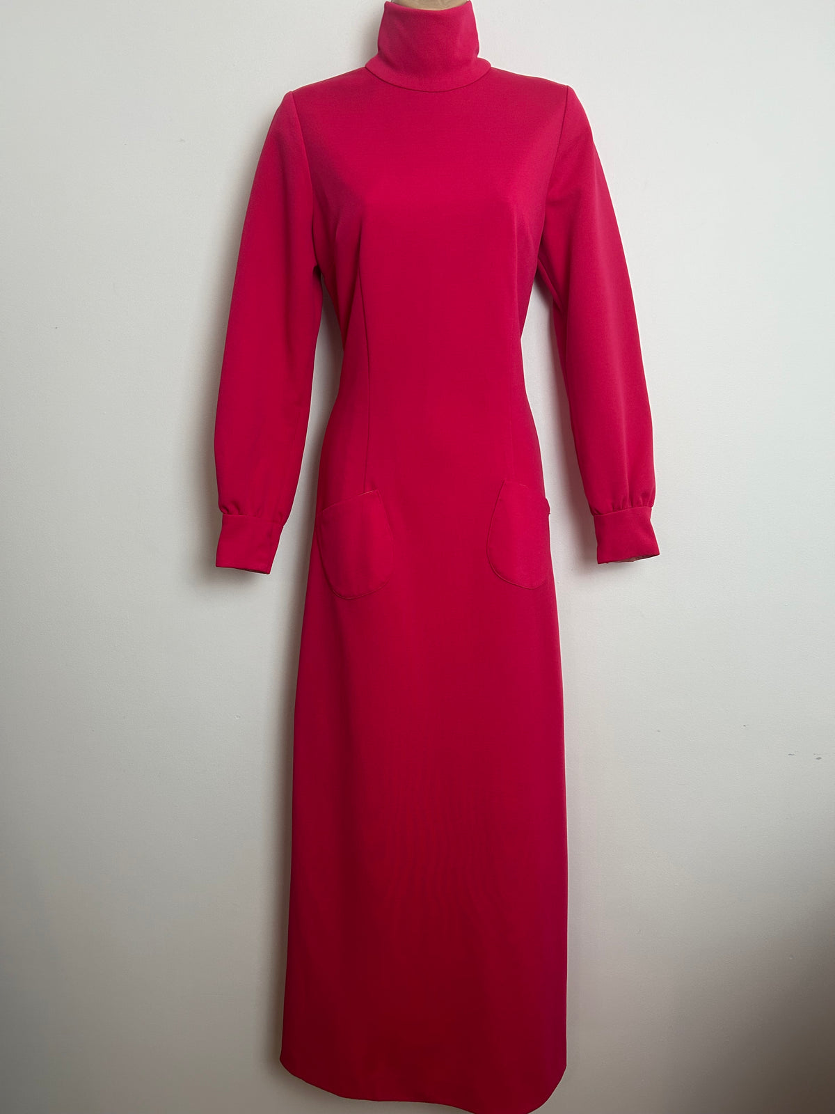 Vintage 1960s Size 10 Hot Pink Long Sleeve Pocket Detail Maxi Dress