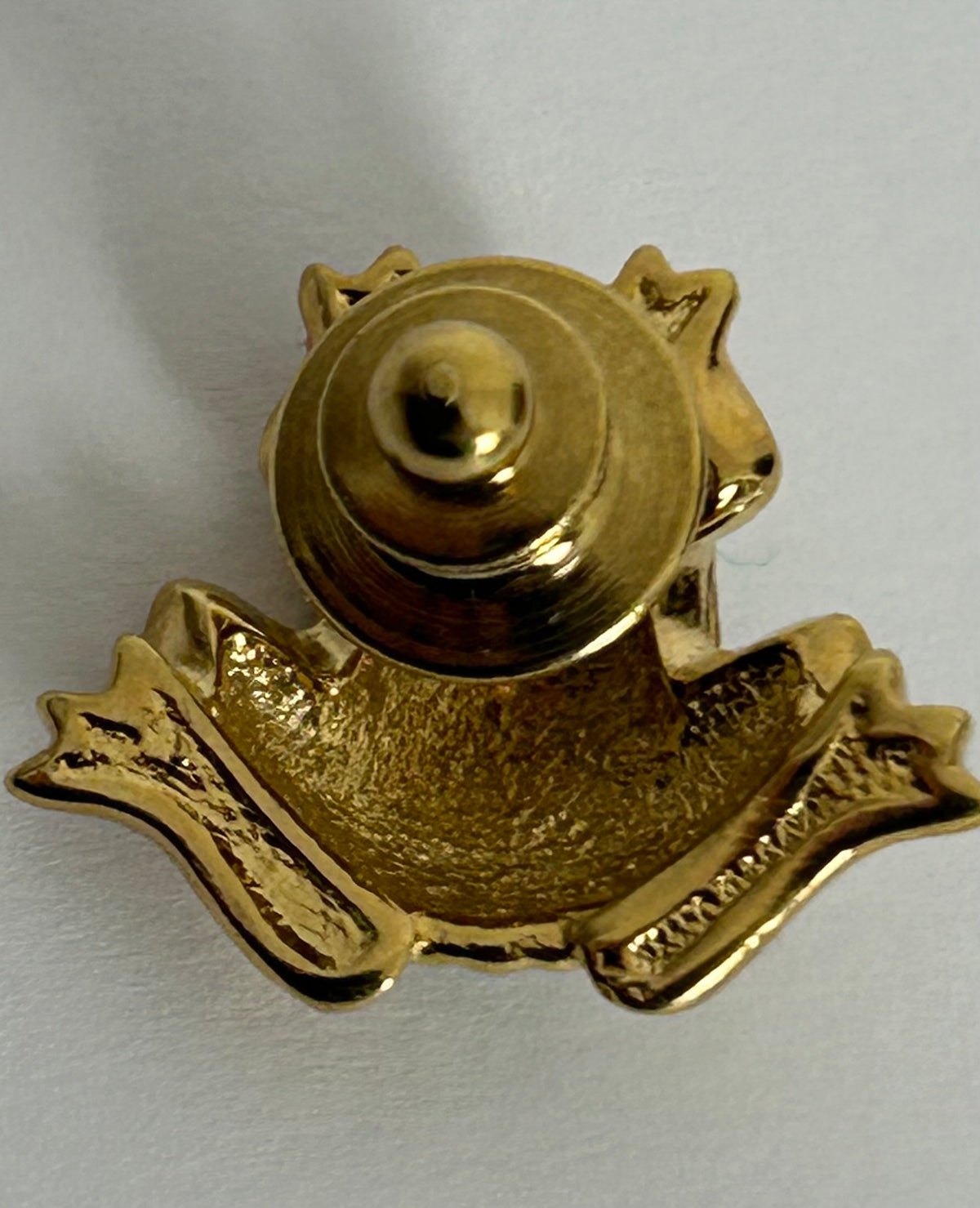 Vintage Gold Tone & Green Enamel Miniature Frog Pin Brooch