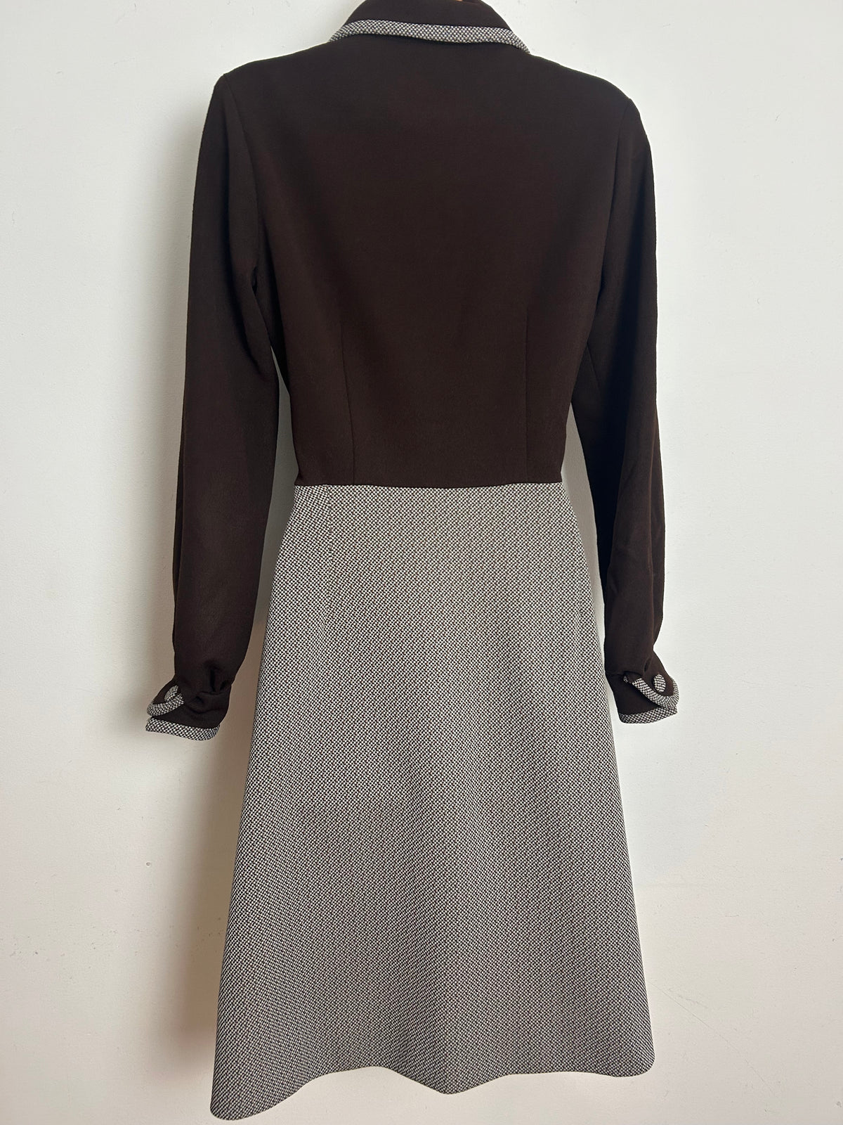 Vintage 1960s BENDER OF LONDON Size 10 Brown Tweed Effect Pleated Long Sleeve Mod Dress