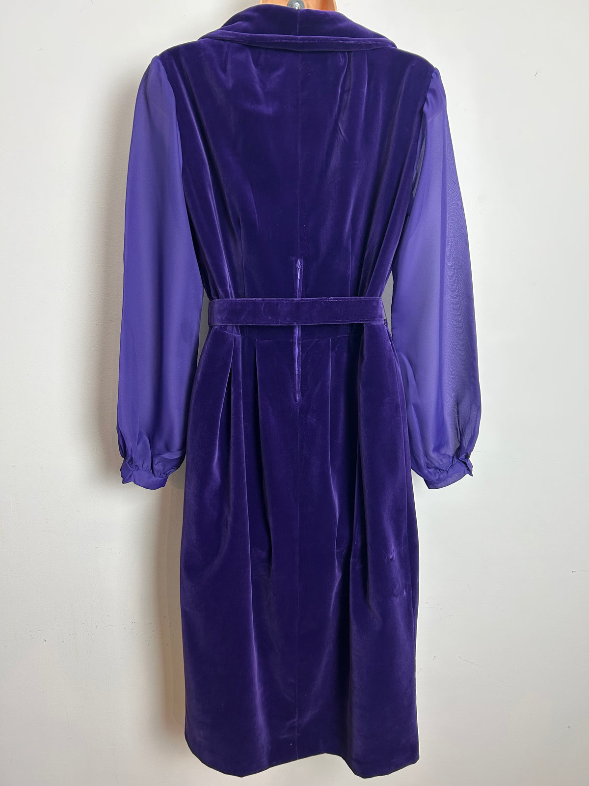Vintage 1970s Size 10 Purple Velvet & Chiffon Sleeve Belted Dress