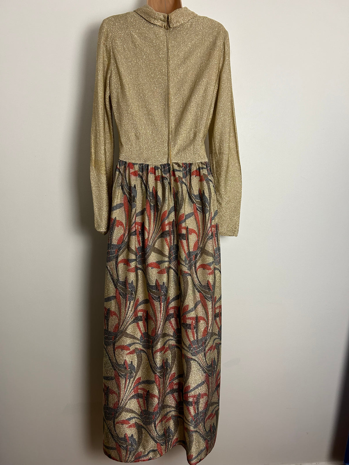 Vintage 1970s MONTIGO BAY UK Size 10 Gold Red & Grey Abstract Leaf Print Long Sleeve Lurex Occasion Maxi Dress