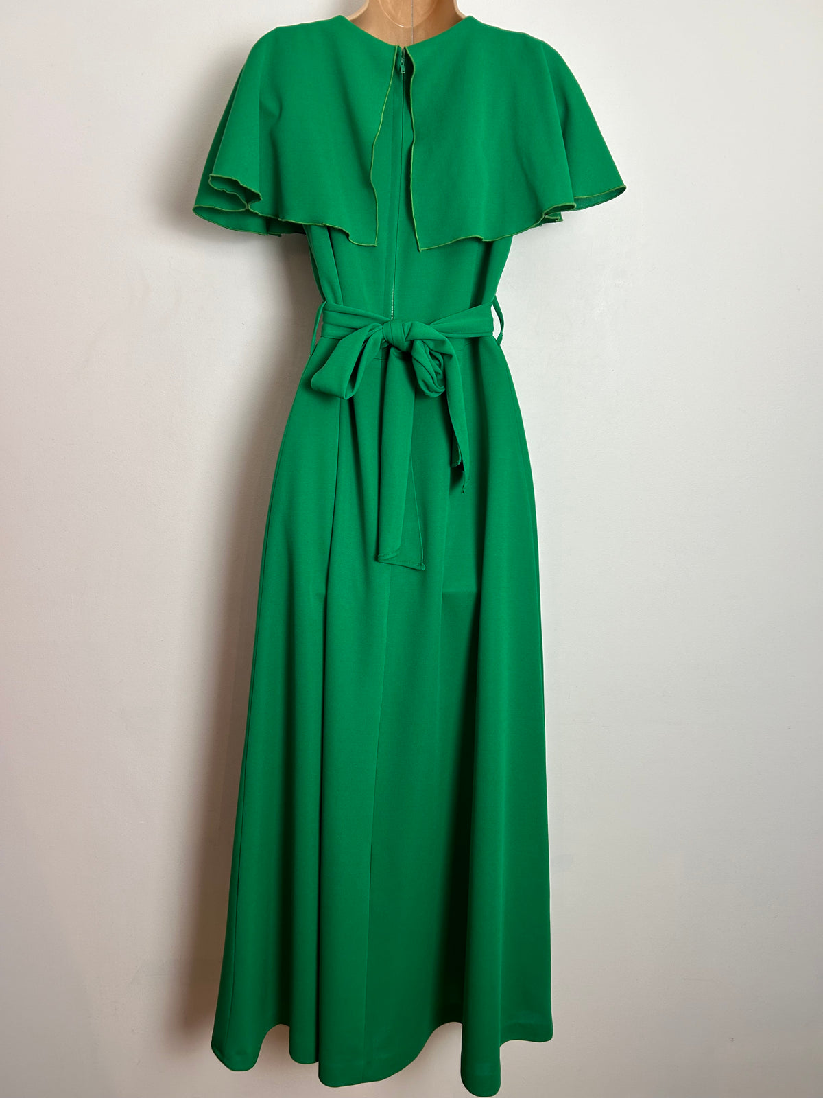 Vintage 1970s UK Size 8 Green Cape Sleeve Cross Over Tie Back Boho Maxi Dress