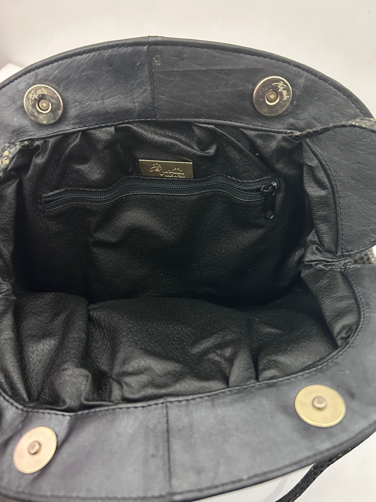 Vintage 1980s RENATA Black & Silver Mock Snake Skin Popper Fastening Shoulder Bag