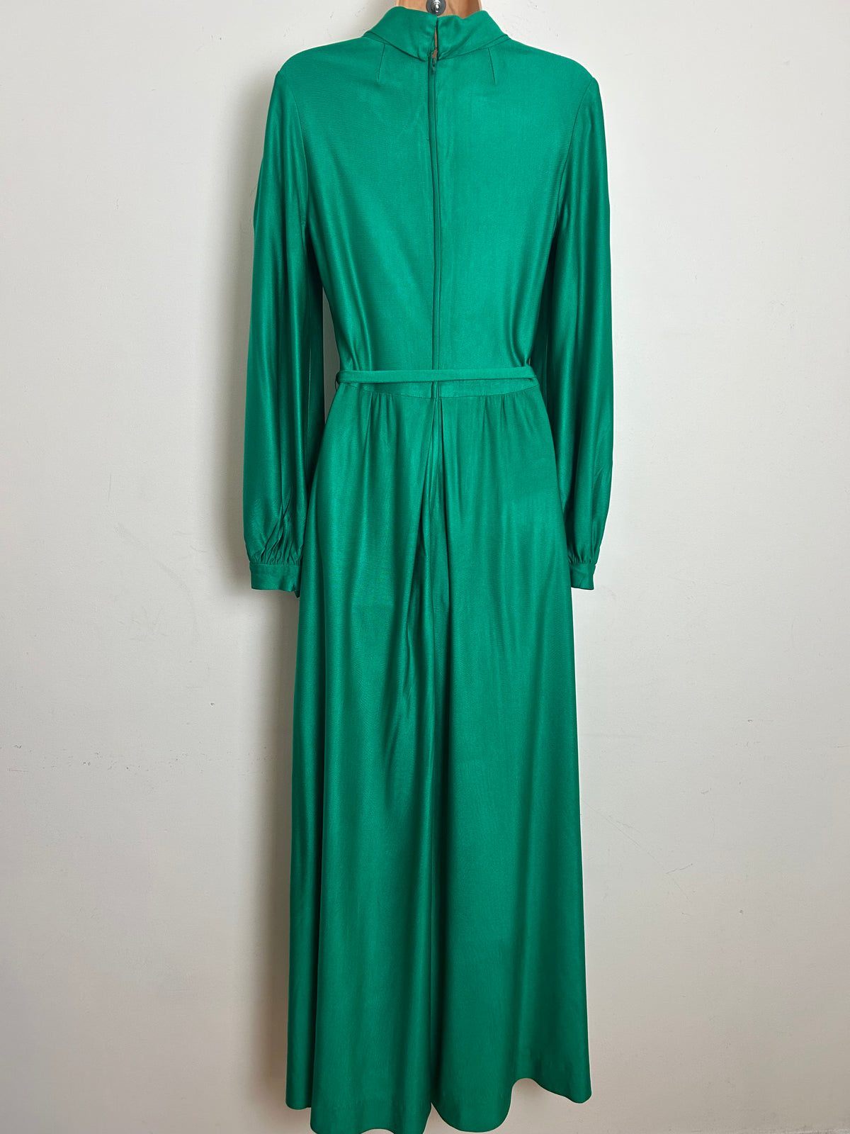 Vintage 1970s KATI AT LAURA PHILLIPS Size 8 Emerald Green Long Sleeve Belted Wide Leg Jumpsuit