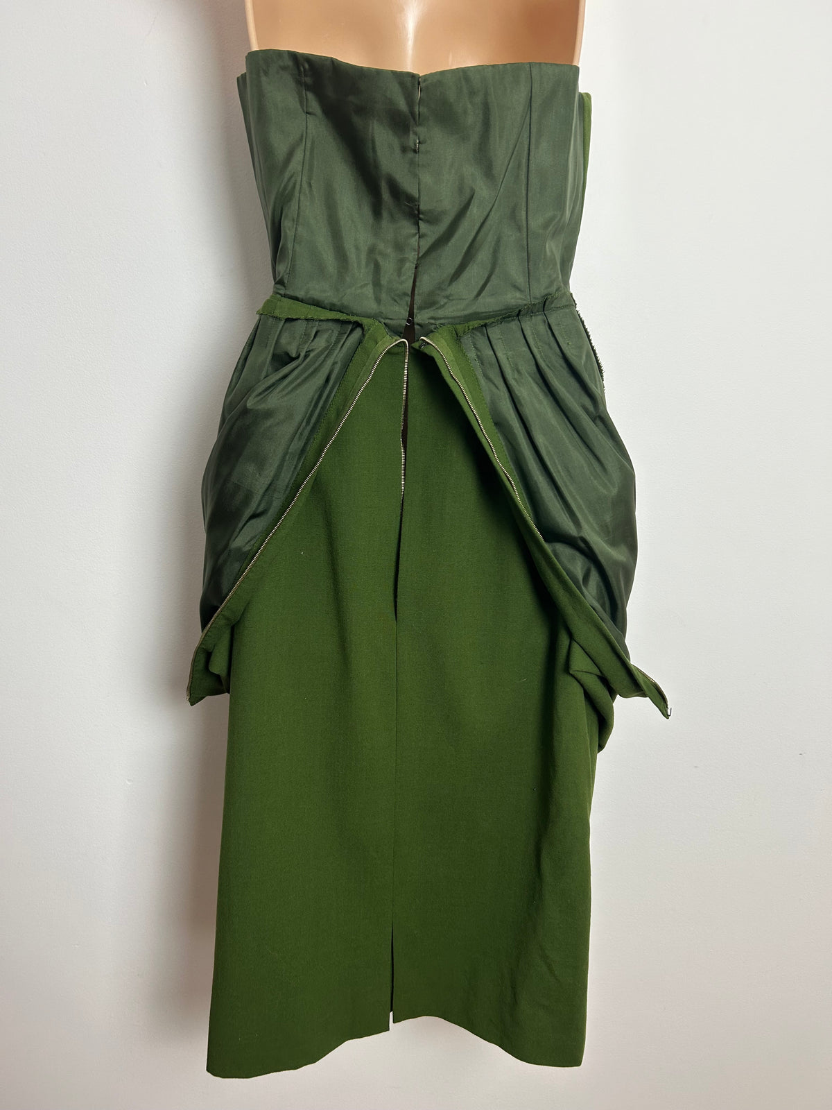 Vintage Early 1950s Size 8 Moss Green Wool Crepe Fitted Wiggle Dress