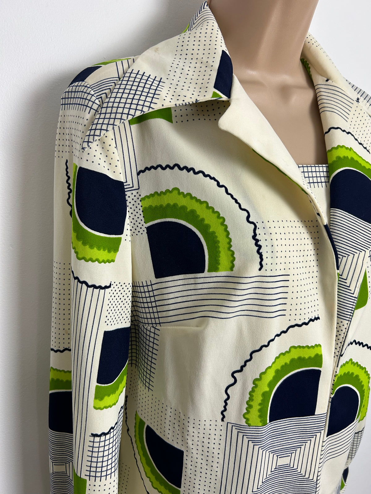 Vintage 1970s MARISA By Kitty Copeland Size 10-12 Cream Navy Blue & Green Abstract Print Dress & Matching Dagger Collar Open Fronted Shirt  Style Jacket