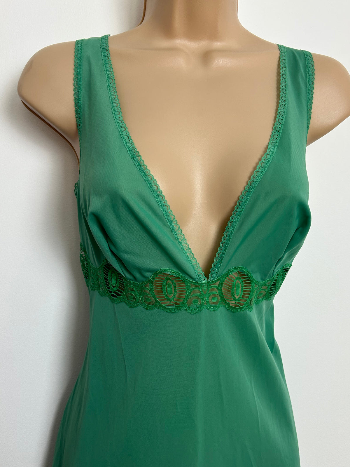 Vintage Size 8 Green Lace Detail Nylon Slip