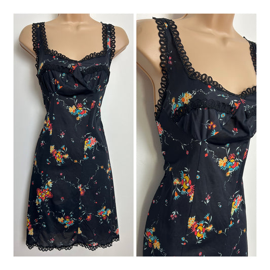 Vintage HELION Size 8 Black Orange Yellow & Blue Floral Lace Trim Nylon Slip