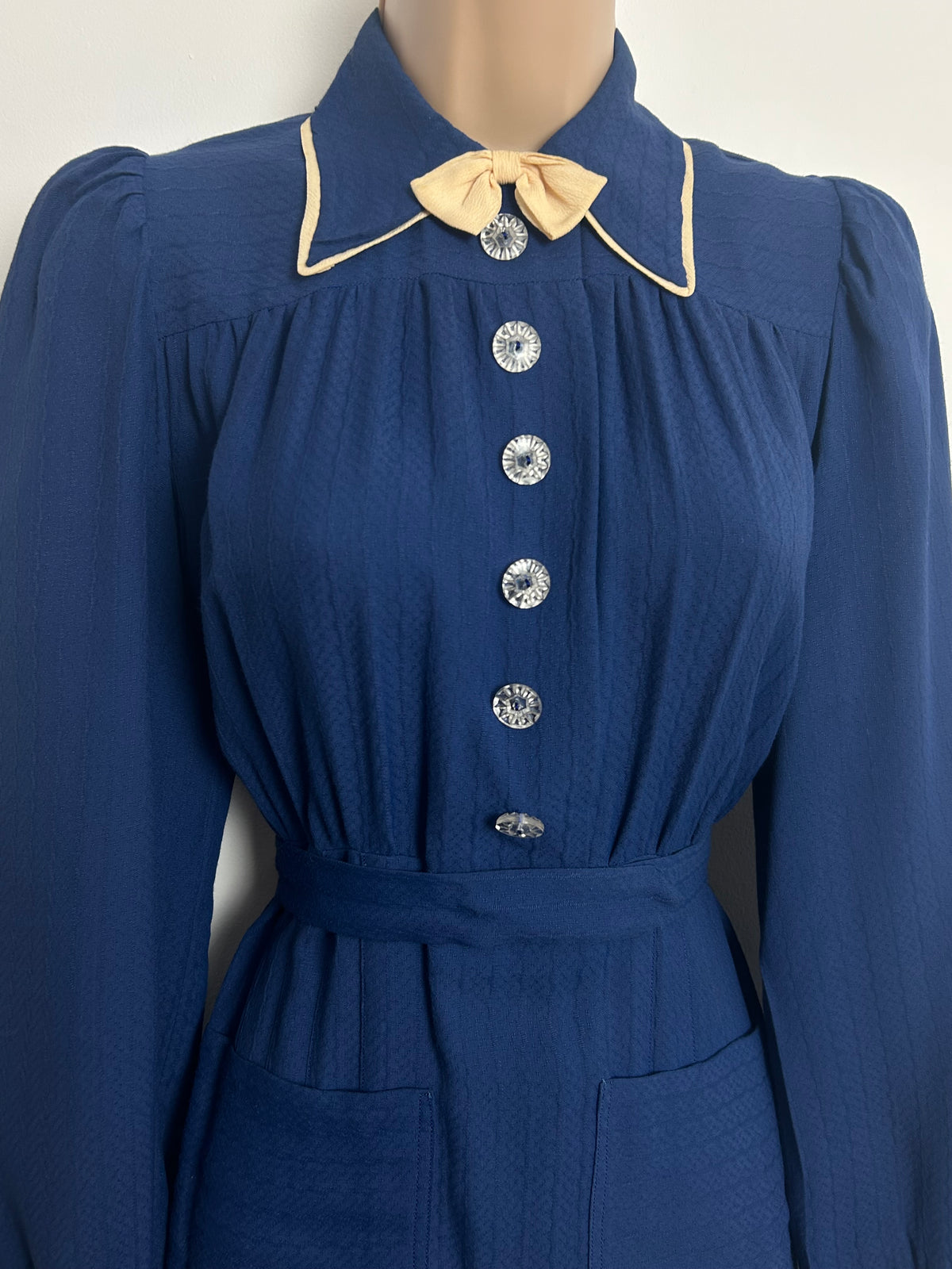 Vintage Late 1940s Post War Blue Rayon Belted Pleated Pocket Detail Tea Dress 8-10