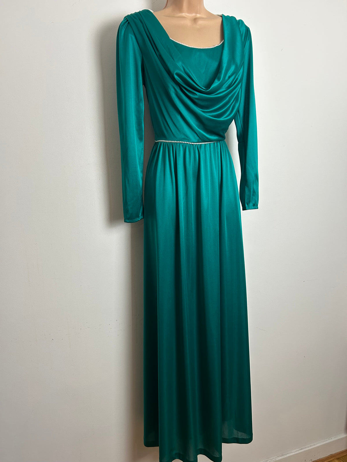 Vintage Early 1980s AFTER SIX BY RONALD JOYCE Size 8 Jade Green Pearl Trim Cowl Neck Long Sleeve Evening Occasion Maxi Dress