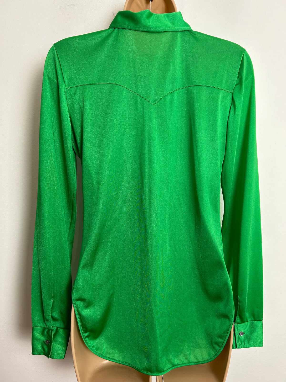 Vintage 1970s UK Size 8 Green Long Sleeve Pocket Detail Split Side Shirt