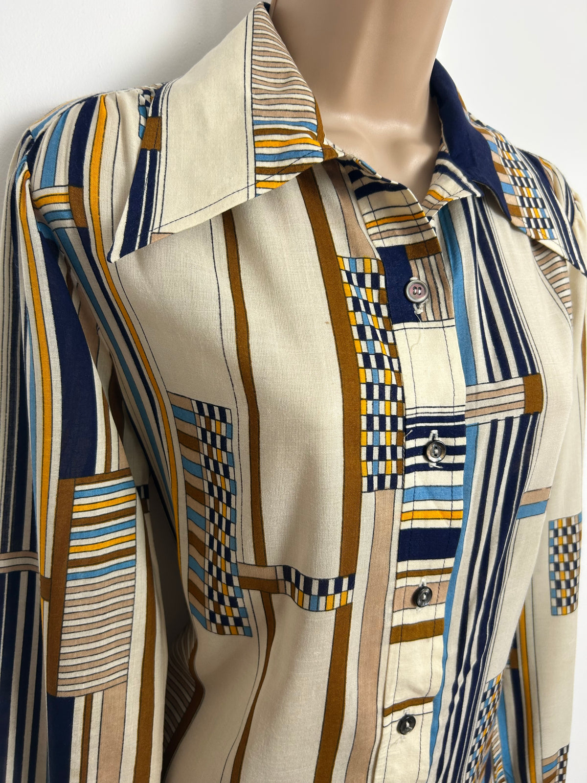 Vintage 1970s SUSAN SMALL Size 12-14 Beige Brown Orange & Blue Geo Stripe Print Shirt Dress