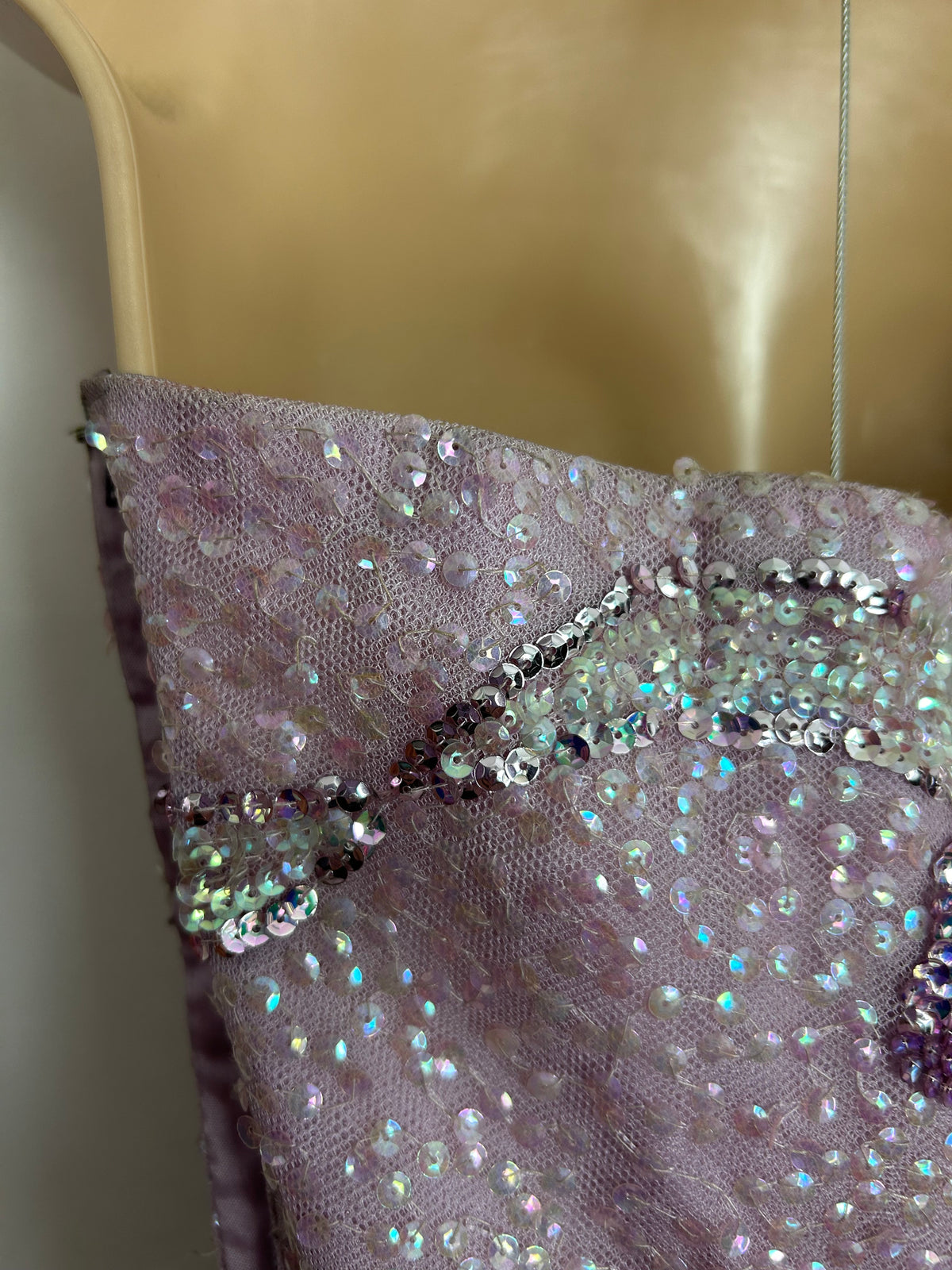 Vintage Early 1950s (Possibly 1940s) UK Size 6 Pale Mauve Tulle Net Sequin Strapless Princess Ballgown