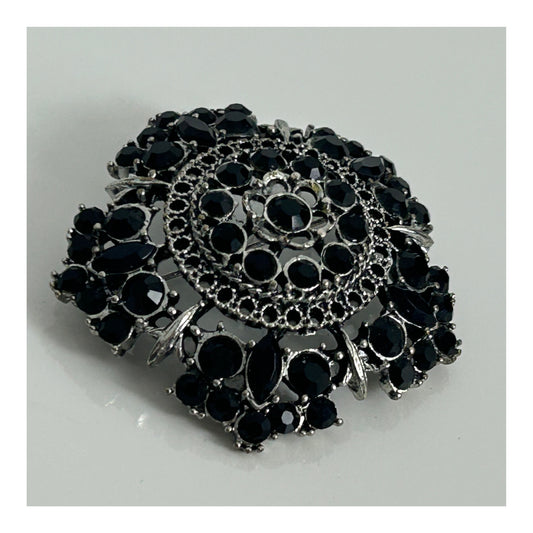 Vintage 1970s Silver Tone & Black Stone Set Brooch