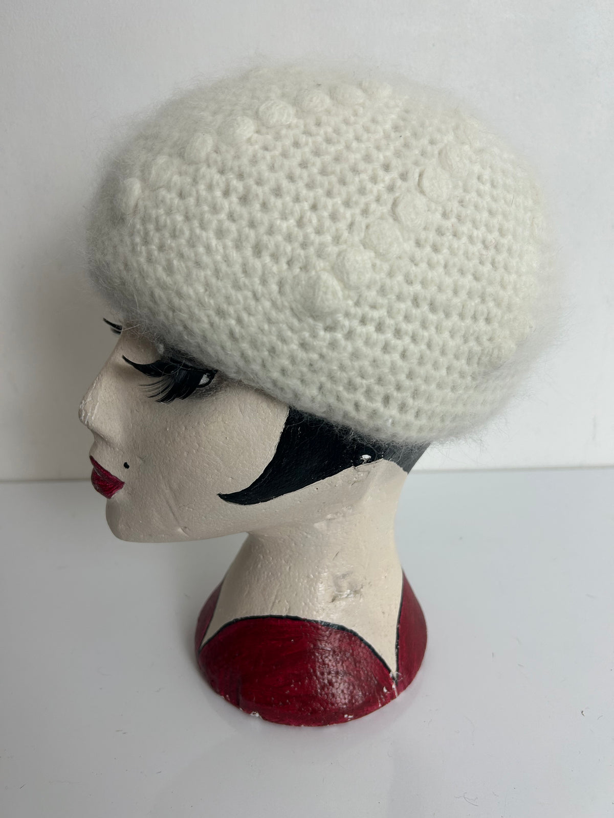 Vintage Winter White Chunky Knit Angora & Wool Mix Beanie Style Hat