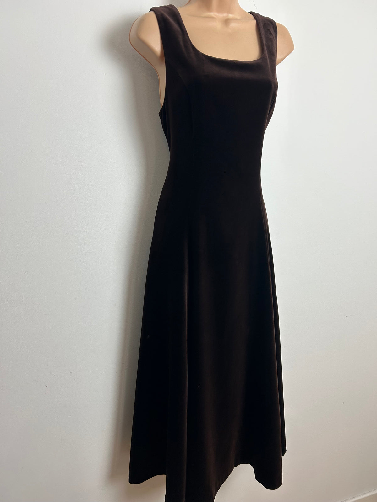 Vintage 1980s LAURA ASHLEY Size 10 (12 On Label) Chocolate Brown Velvet Midi Dress