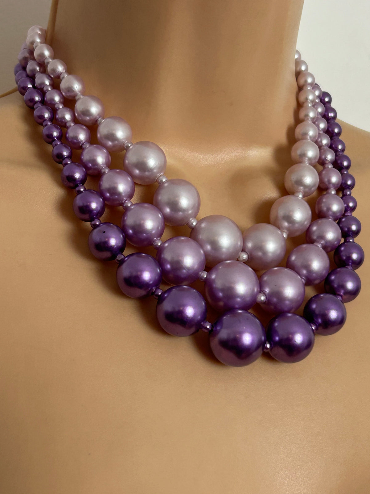 Vintage 1960s HONG KONG Stamped Pink Lilac & Purple Triple Strand Graduating Chunky Bead Choker Necklace
