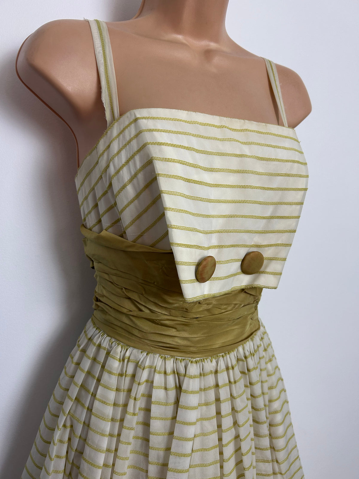 Vintage 1950s Size 4-6 White & Olive Green Stripe Print Ruched Waist Panel Party Prom Dress