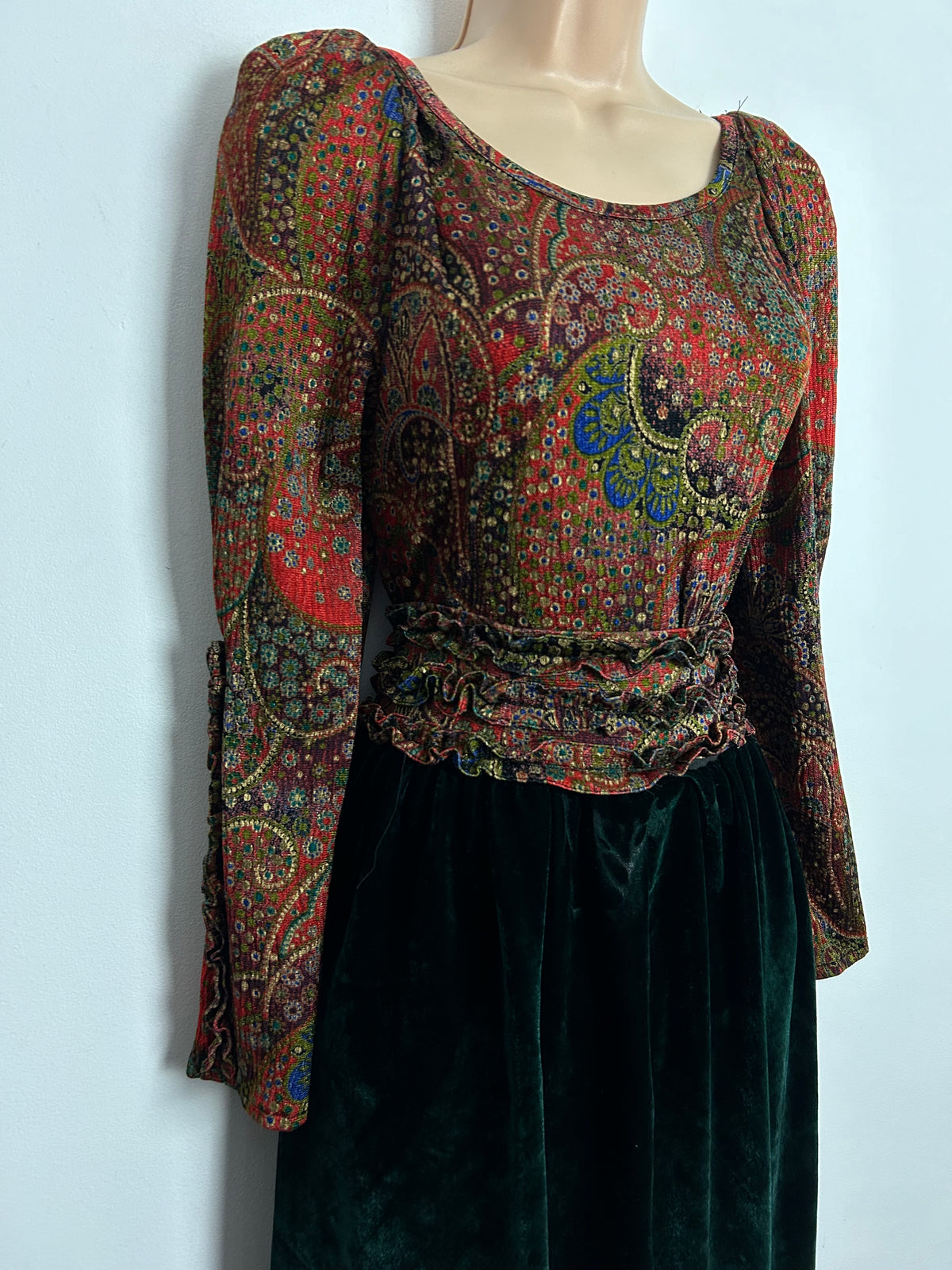 Vintage 1980s/1990s UK Size 6-8 Dark Red & Green Paisley Print Velvet/Velour Maxi Dress