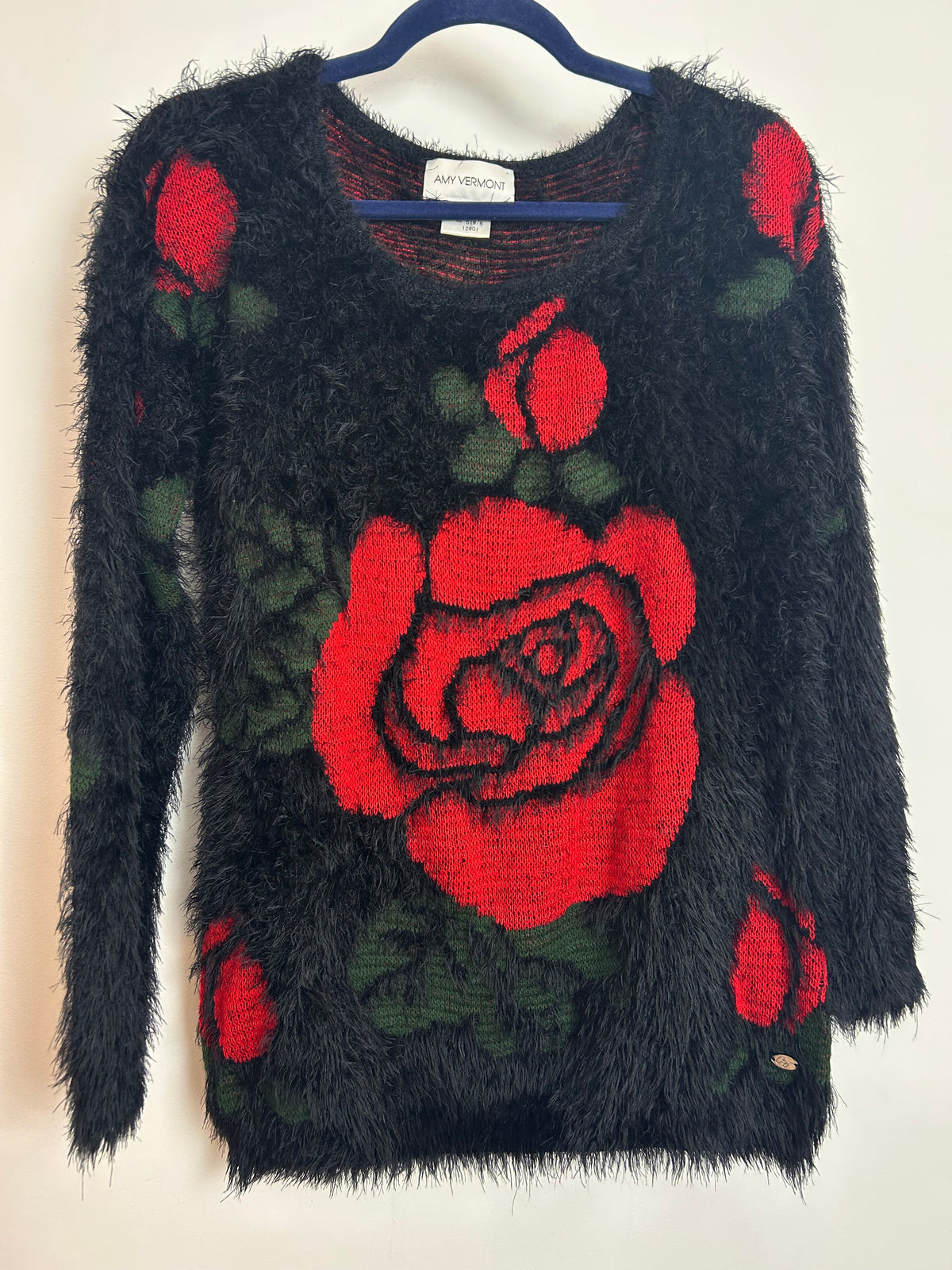 AMY VERMONT Size 10-12 Black & Red Floral Super Soft Fluffy Jumper