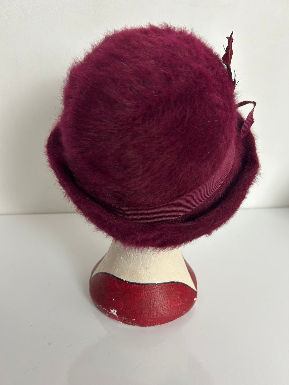 Vintage MARIE FRANCOISE, PARIS Red Wine Angora Mix Feather Detail Hat