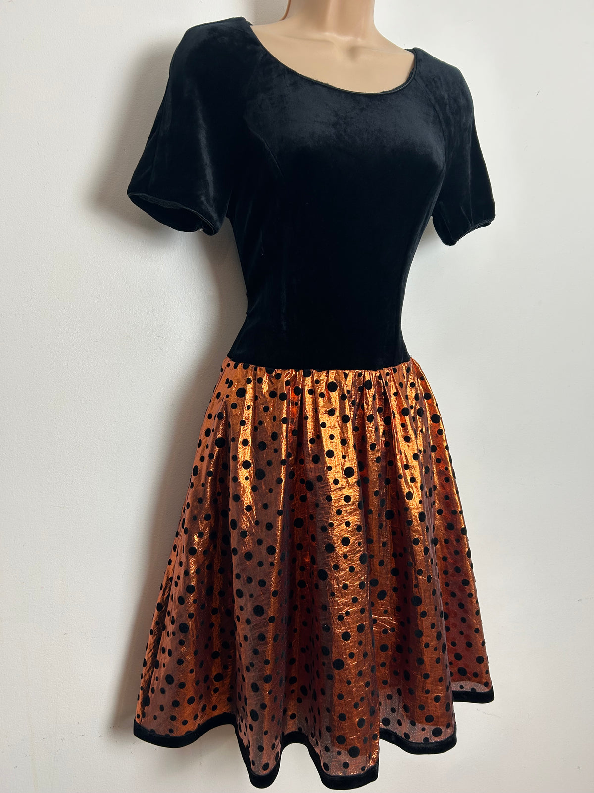 Vintage 1980s Size 10 Black & Bronze Velour & Taffeta Flock Polka Dot Party Prom Style Dress