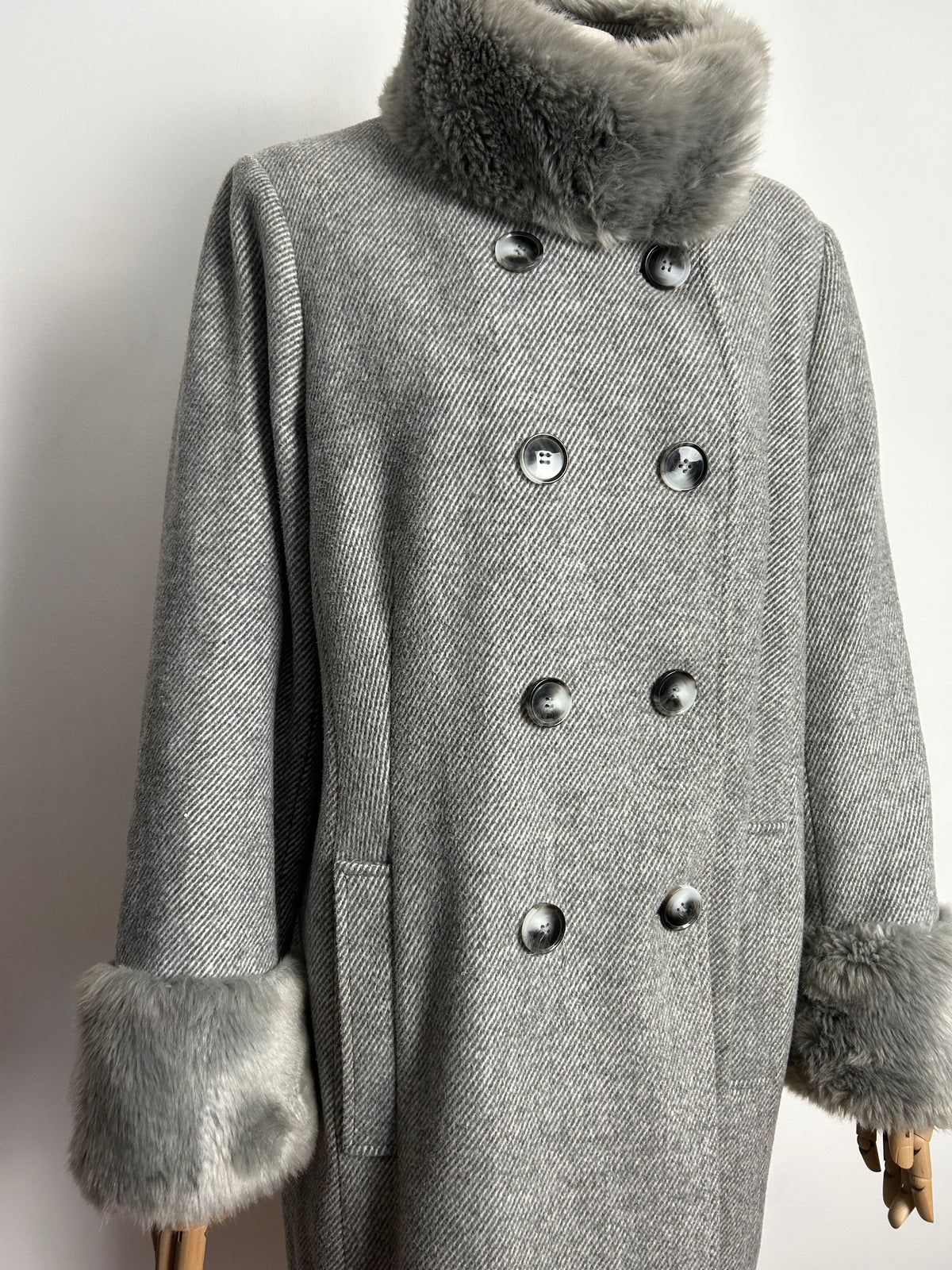 Gorgeous JACQUES VERT Size 14 Grey Wool Mix Faux Fur Trimmed Funnel Neck Double Breasted Coat