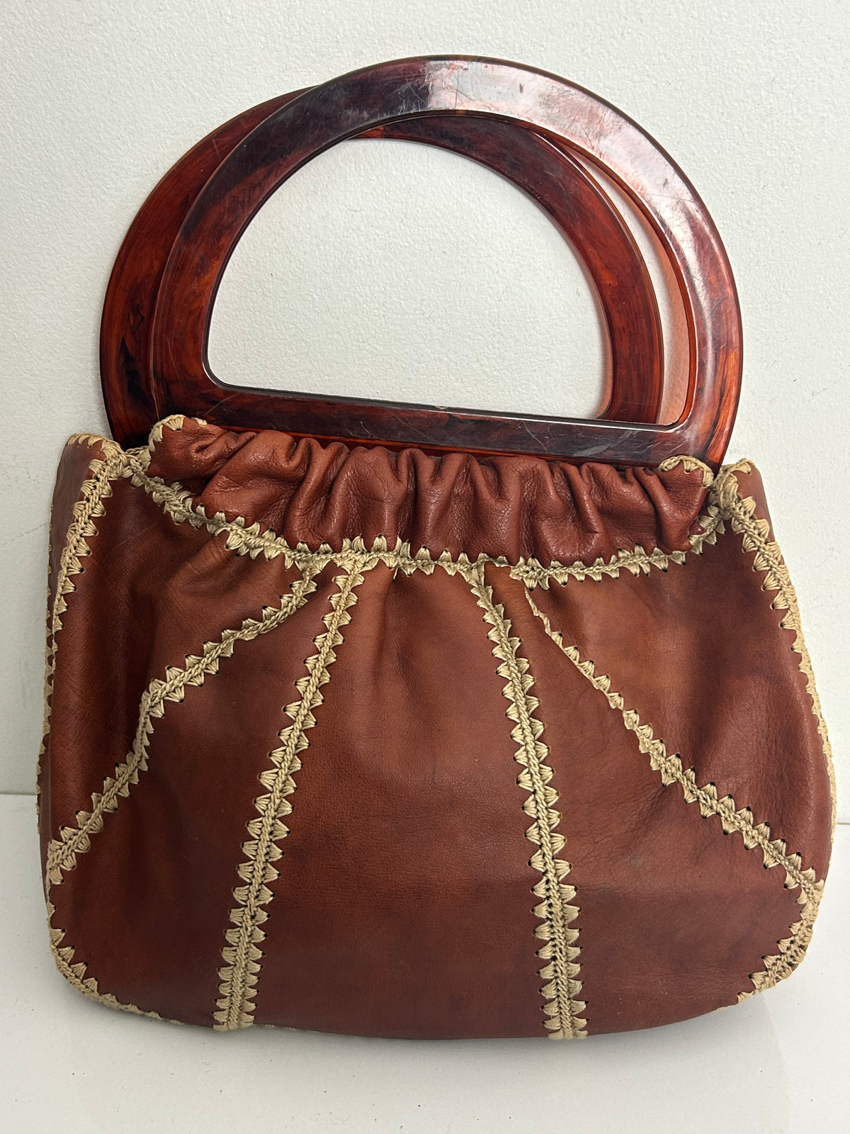 Vintage 1970s Chestnut Brown Leather Stitch Detail Plastic Handled Boho Handbag