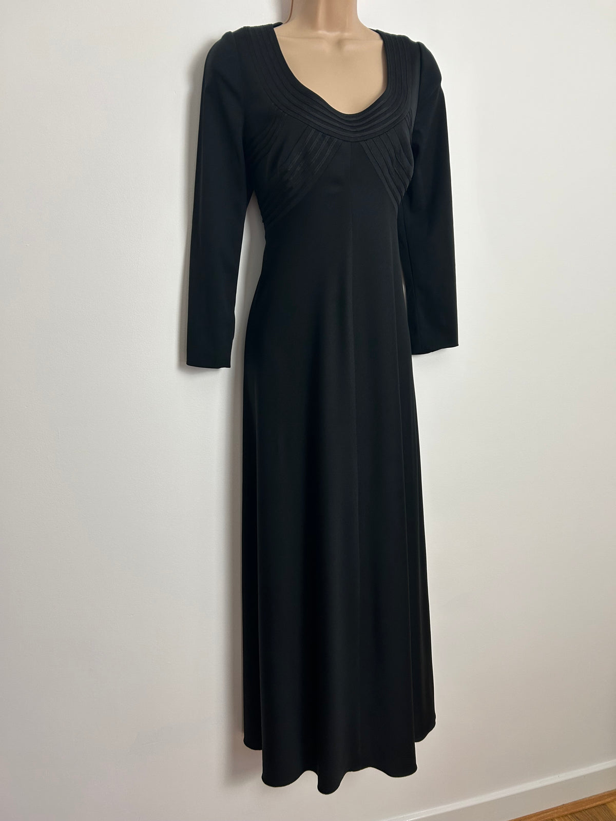 Vintage 1970s YVETTE UK Size 10-12 Black Braid Trim Detailing Long Sleeve Occasion Evening Maxi Dress