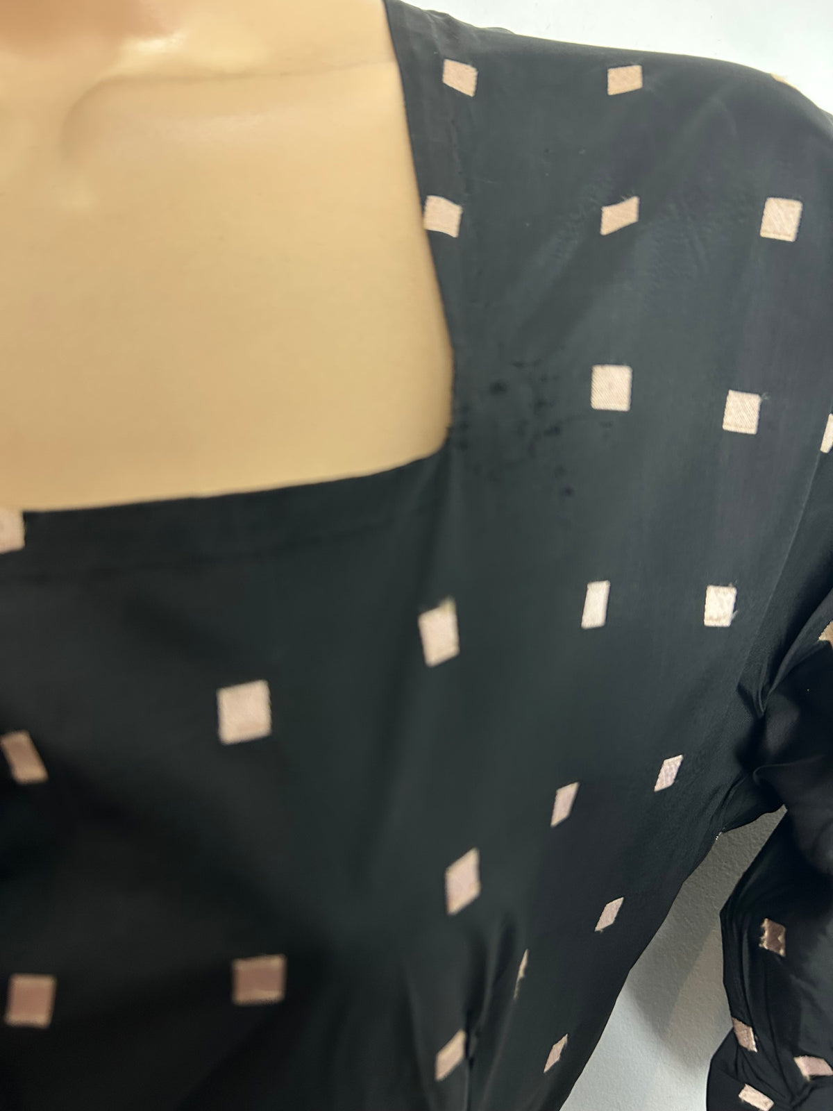 Vintage Late 1940s Size 4-6 Black & Pink Square Pattern Feature Pockets Swing Dress