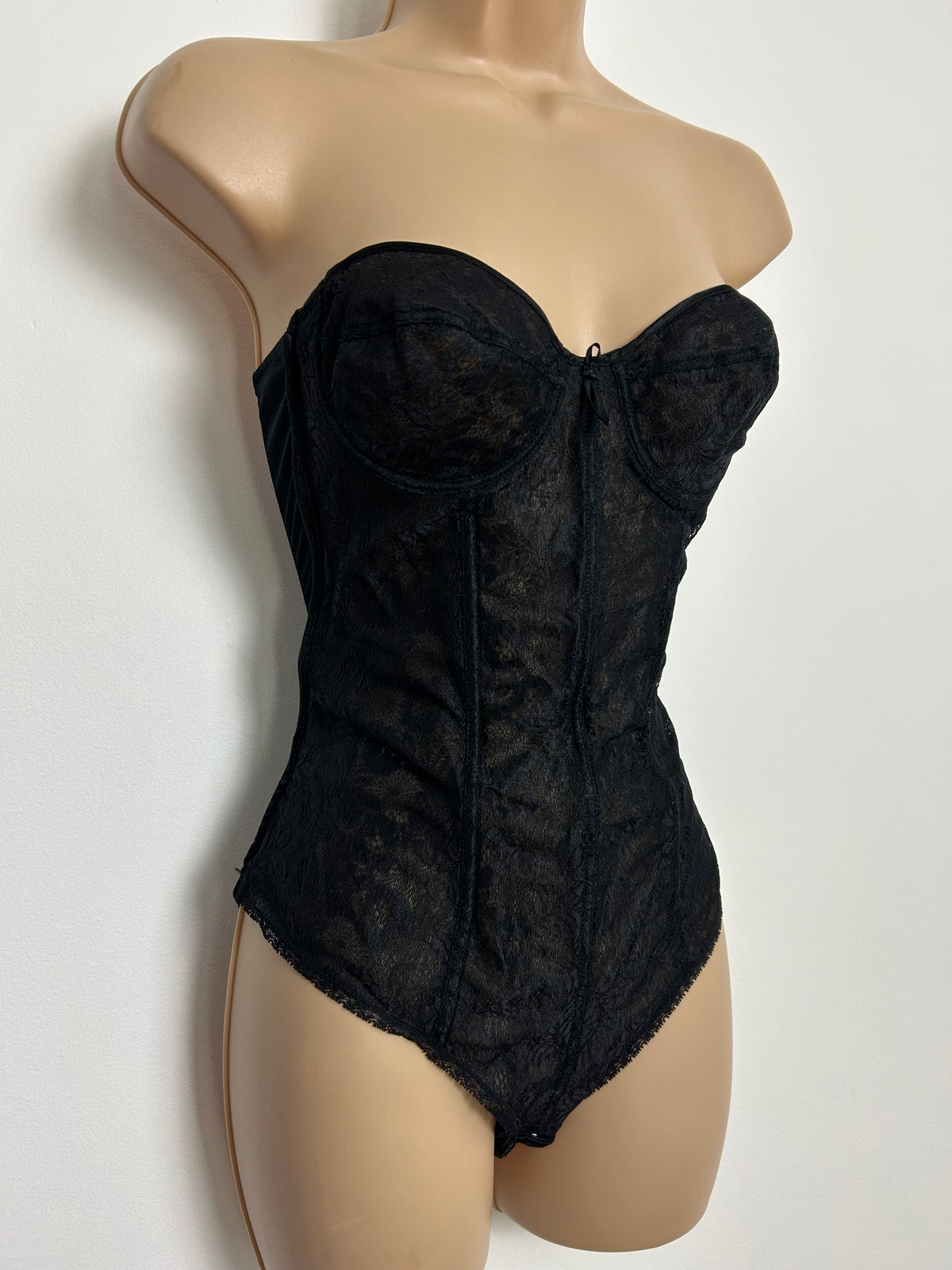 Vintage 34B Black Strapless Lace Underwired Boned Bodysuit Bodystocking